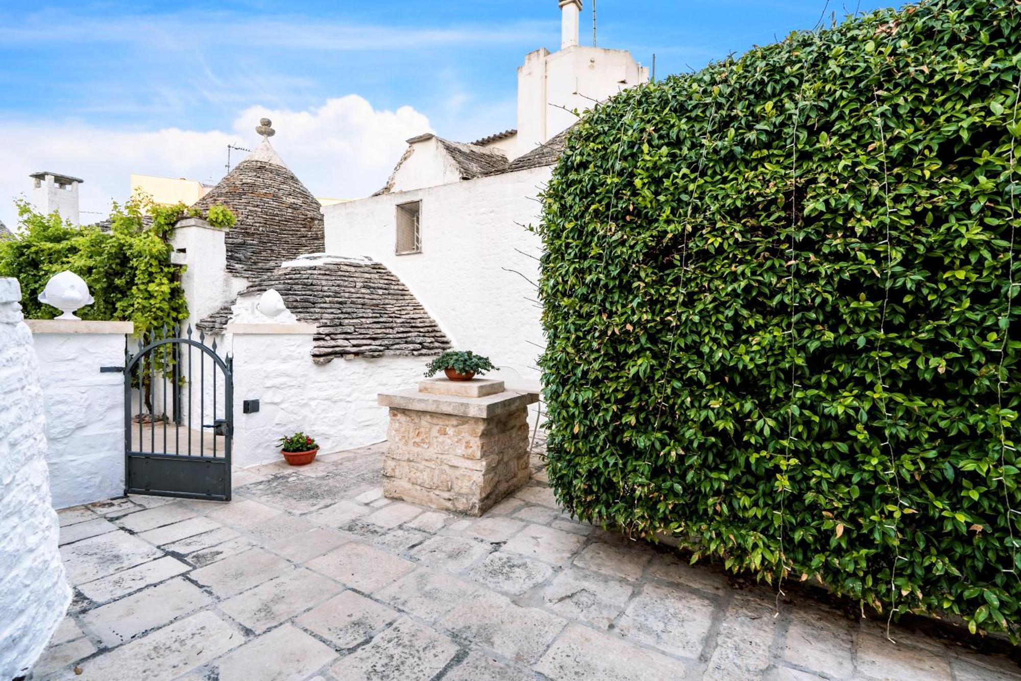 La Mandorla Luxury Trullo Bed & Breakfast Alberobello Dış mekan fotoğraf